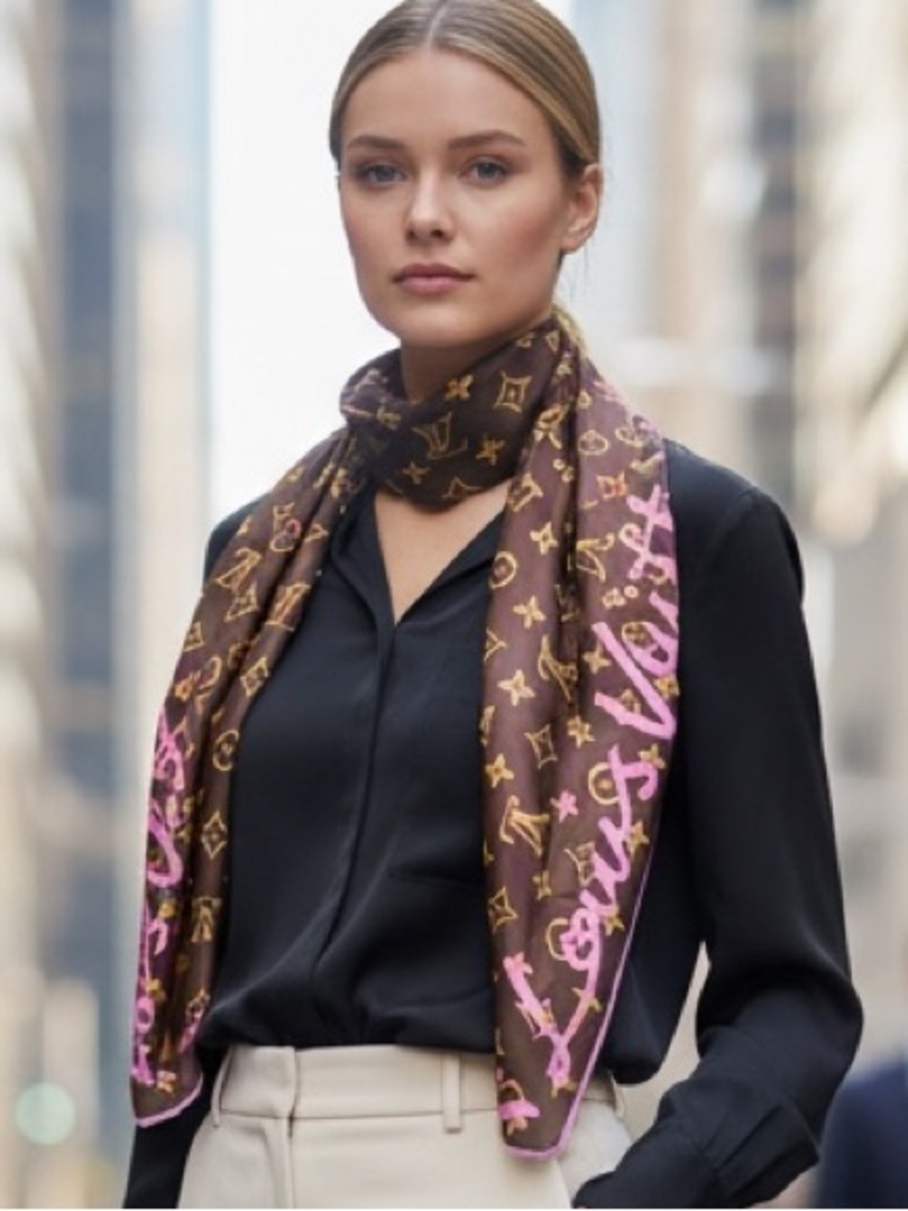 Lv brown monogram pink handwritten graffiti signature 34x34 silk scarf wrap new